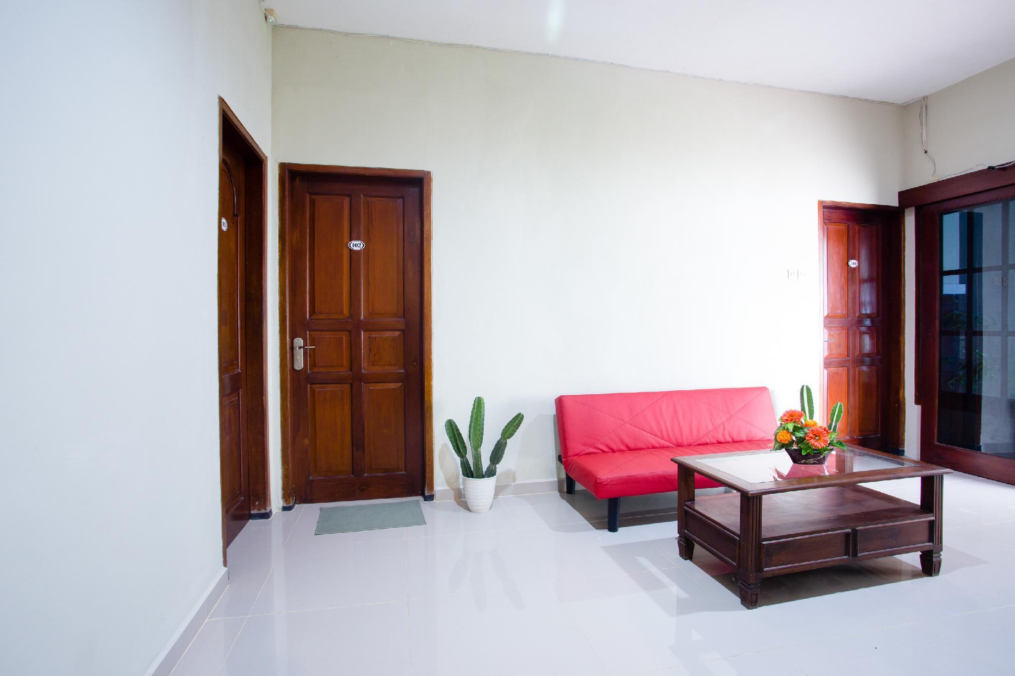 Safara Guesthouse Syariah Semarang Exterior photo