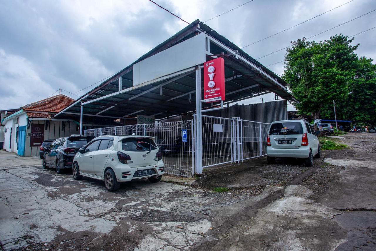 Safara Guesthouse Syariah Semarang Exterior photo