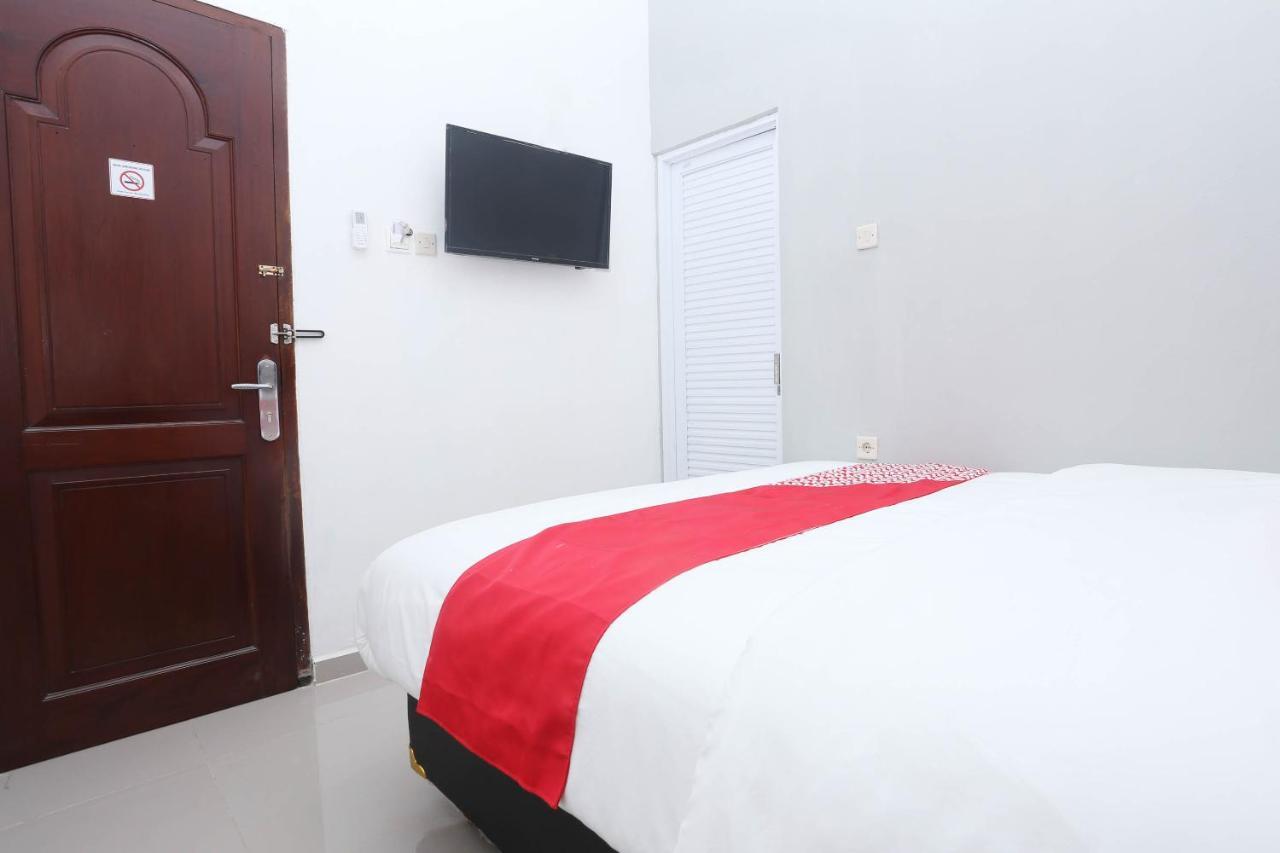 Safara Guesthouse Syariah Semarang Exterior photo