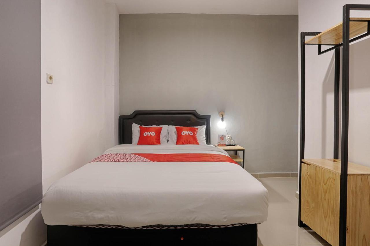 Safara Guesthouse Syariah Semarang Exterior photo