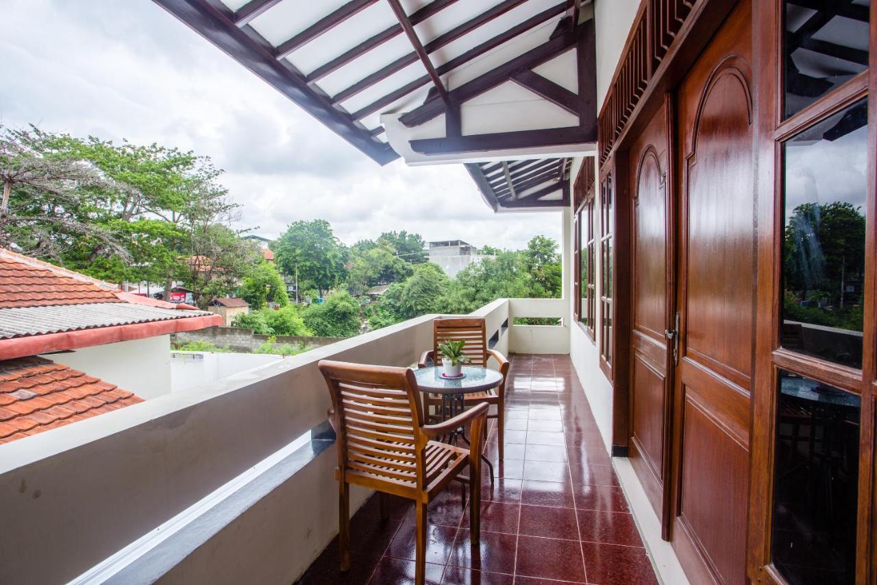 Safara Guesthouse Syariah Semarang Exterior photo